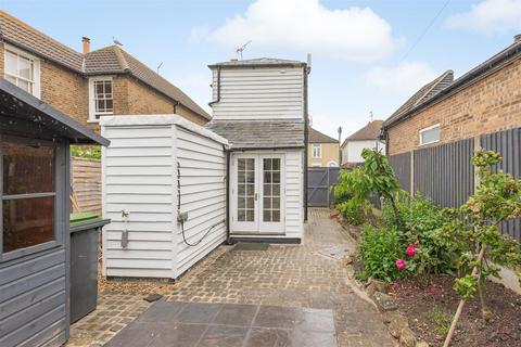2 bedroom detached house for sale, Swanfield Road, Whitstable