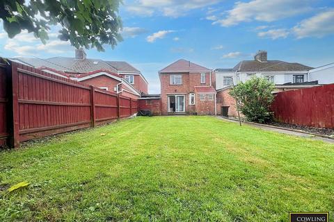 3 bedroom detached house for sale, Newark Avenue, Peterborough