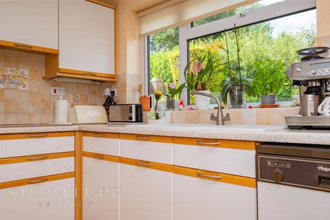 22 Beechpark Way, Watford, WD17 3TY