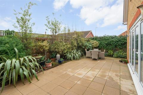 3 bedroom detached house for sale, Foxdene Road, Seasalter, Whitstable