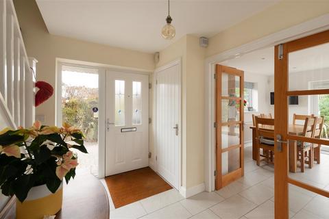 3 bedroom detached house for sale, Foxdene Road, Seasalter, Whitstable