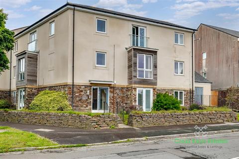 2 bedroom apartment to rent, Lulworth Drive, Plymouth PL6