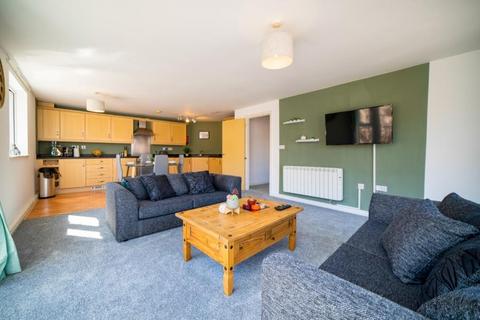 2 bedroom flat to rent, Harrowby Street*, Cardiff CF10