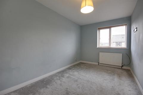 98 Ashdene Close, Willerby, Hull, HU10 6LF