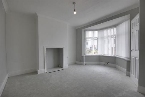 3 bedroom end of terrace house for sale, National Avenue, Hull