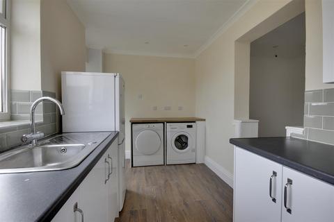 3 bedroom end of terrace house for sale, National Avenue, Hull