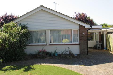 2 bedroom bungalow for sale, Highfields Avenue, Herne Bay