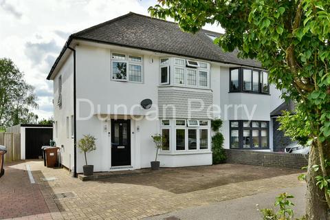 3 bedroom semi-detached house for sale, Oaklands Avenue, Herts AL9