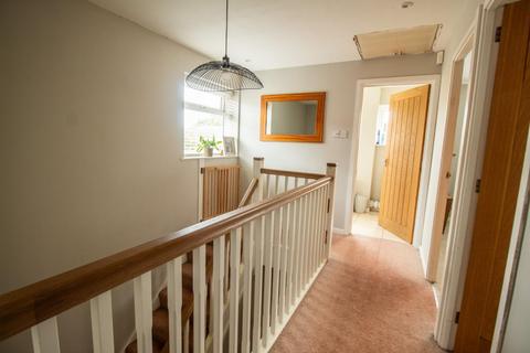 15 Queensway, Sawston, Cambridge, CB22 3DJ