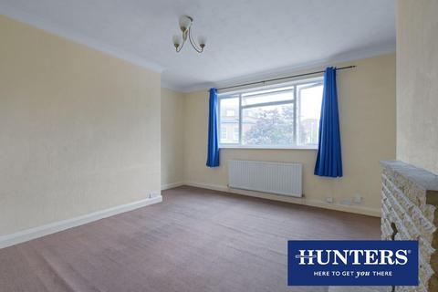 2 bedroom flat for sale, Manor Drive North, New Malden