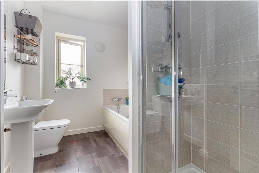 Bathroom-1.jpg