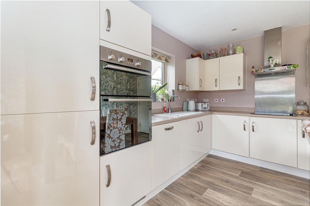 Kitchen-3.jpg