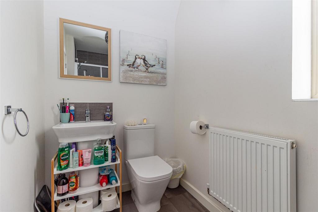 Bathroom-3.jpg