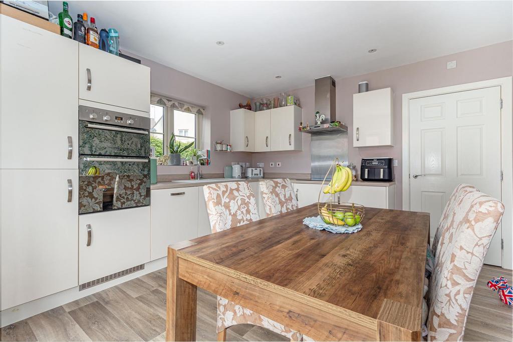 Kitchen-1.jpg