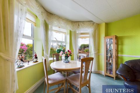 2 bedroom apartment for sale, South Marine Drive, Bridlington