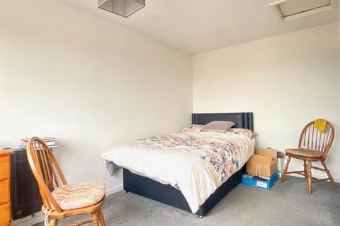 1 bedroom end of terrace house for sale, Cromwell Close, Halifax