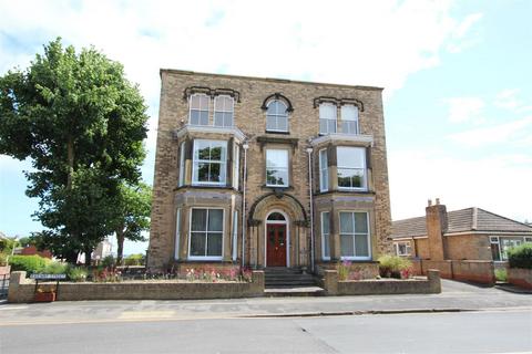 3 bedroom flat for sale, Railway Street, Hornsea