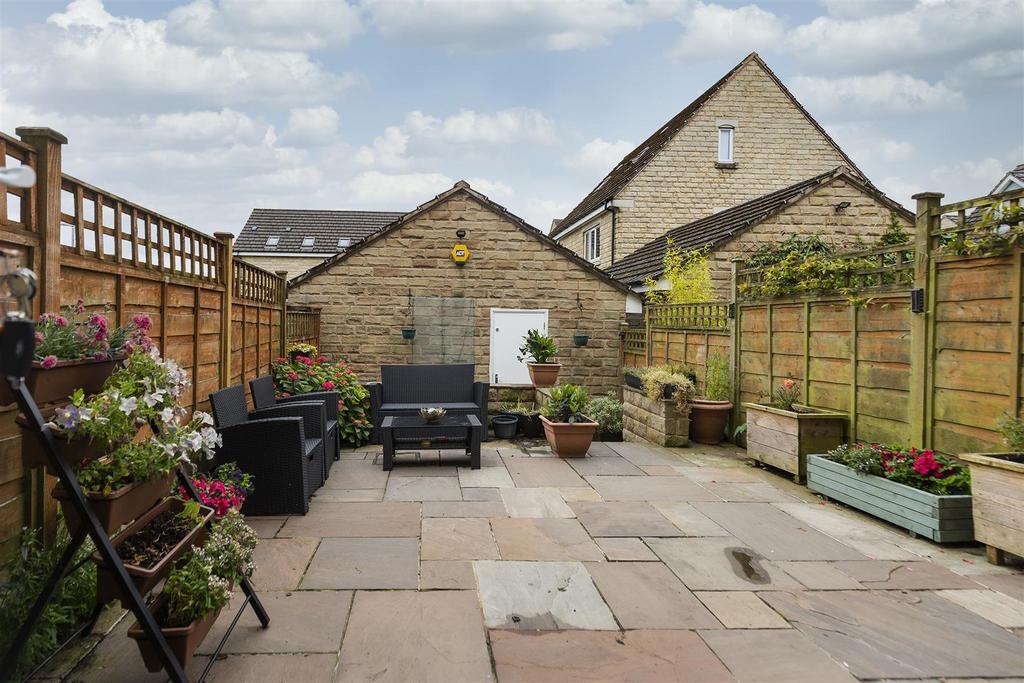 Bramleys Estate Agents - Plover Road - Lindley (31