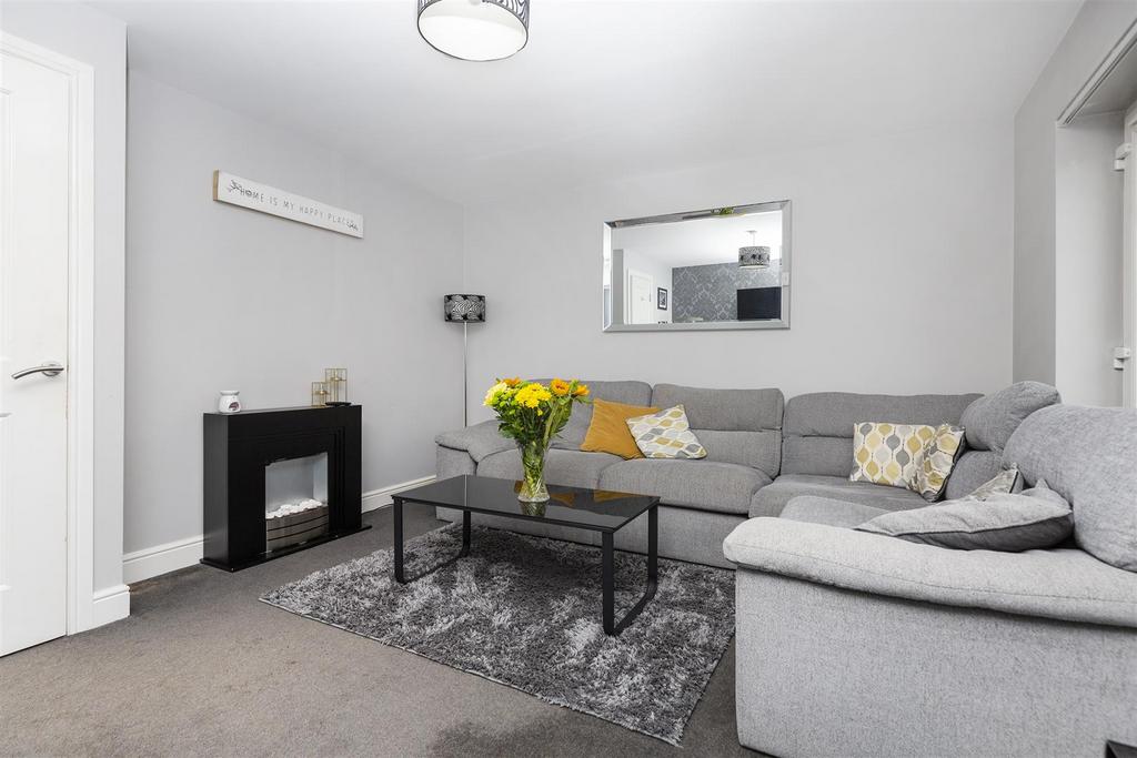 Bramleys Estate Agents - Plover Road - Lindley (9)