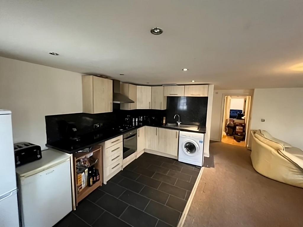 Interior 37-transformed.jpeg