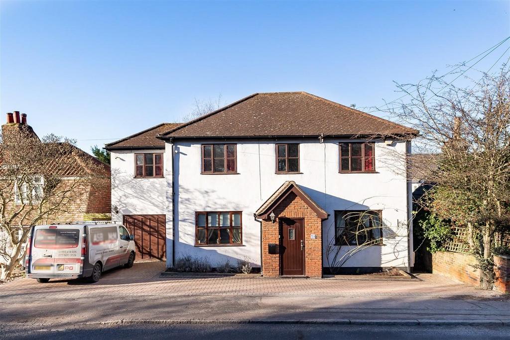 Thornwood Road, Epping 4 bed detached house £960,000
