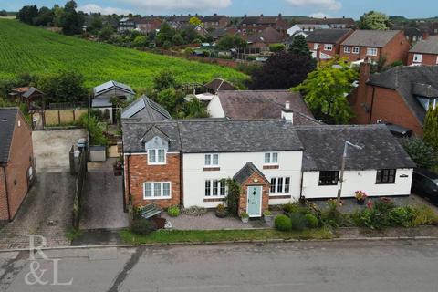 4 bedroom cottage for sale, Clifton Road, Netherseal