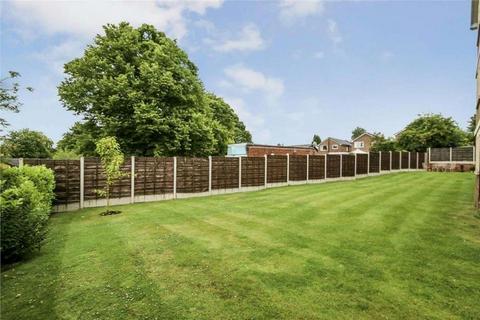 2 bedroom apartment to rent, Regency Court, Grove Lane, Hale