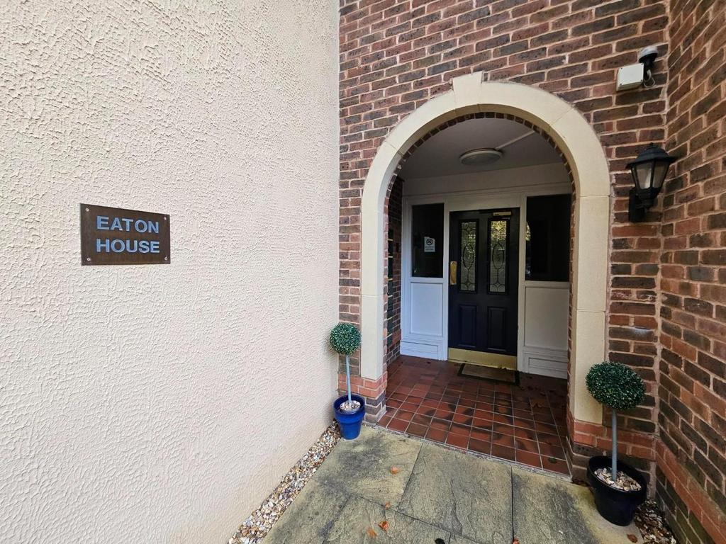 Communal Entrance