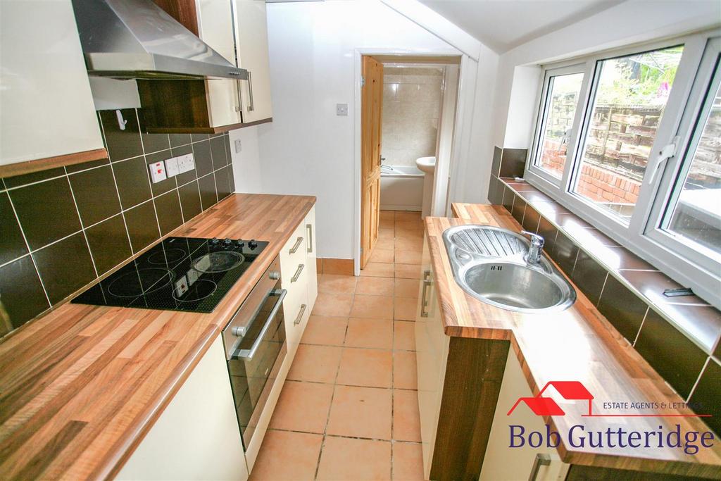 Fitted kitchen