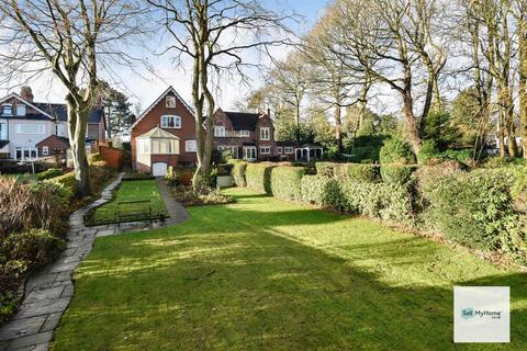 4 bedroom detached house for sale, Church Road, Alsager, Stoke-On-Trent