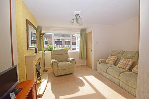 3 bedroom semi-detached house for sale, 4 Chadcote Way, Catshill, Worcestershire, B61 0JT