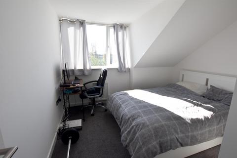 2 bedroom apartment for sale, St. Andrews Road, Northampton