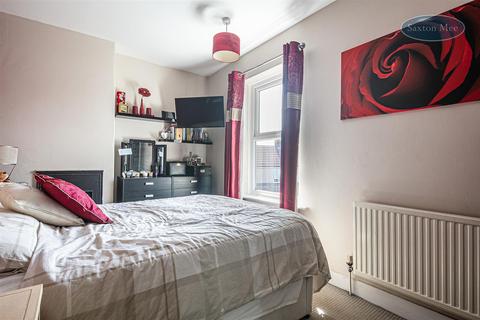 27 Ben Lane, Sheffield, S6 4SA