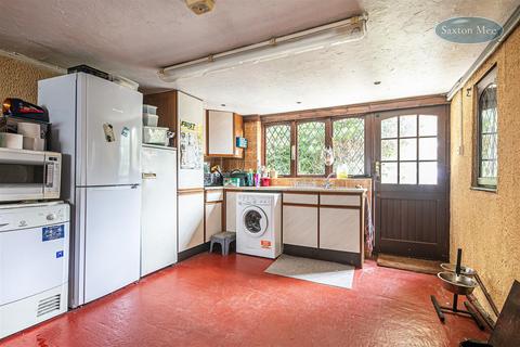 408 Halifax Road, Grenoside, Sheffield, S35 8PA