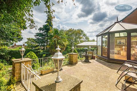 408 Halifax Road, Grenoside, Sheffield, S35 8PA