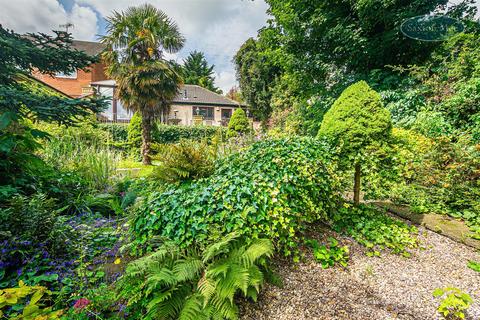 408 Halifax Road, Grenoside, Sheffield, S35 8PA