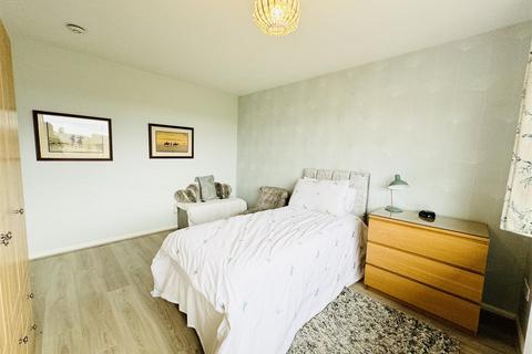 13 Beechfield Avenue, Skelmanthorpe, Huddersfield, HD8 9BZ