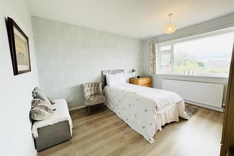 13 Beechfield Avenue, Skelmanthorpe, Huddersfield, HD8 9BZ