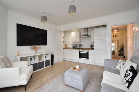 2 bedroom flat for sale, Nelson Road, Hastings