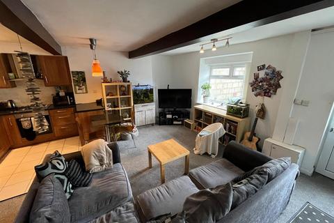 46 Bury Road, Edenfield, Bury, BL0 0ET