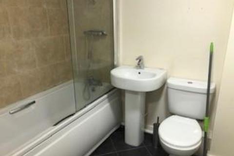 2 bedroom flat to rent, Millbrook Street, Cheltenham