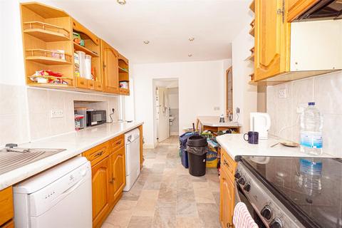 3 bedroom semi-detached house for sale, Bexhill Road, St. Leonards-On-Sea