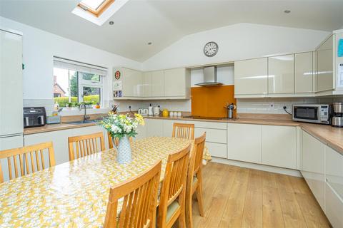 4 bedroom detached house for sale, 7 Manor Close, Shifnal