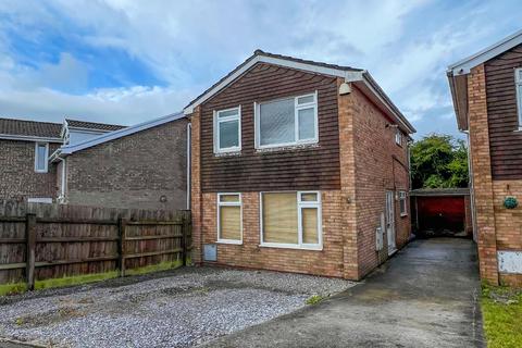 4 bedroom detached house for sale, Maes Talcen, Brackla, Bridgend County Borough, CF31 2LG