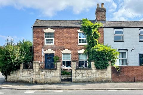 3 bedroom end of terrace house for sale, Tewkesbury Road, Gloucester GL2