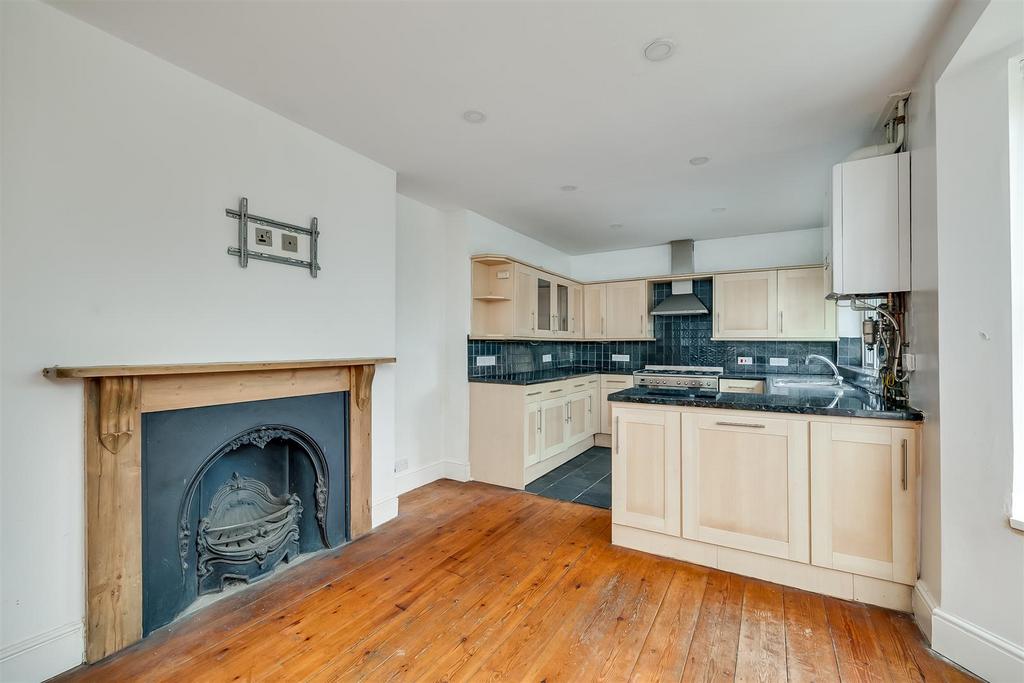Kitchen/Breakfast Room 2