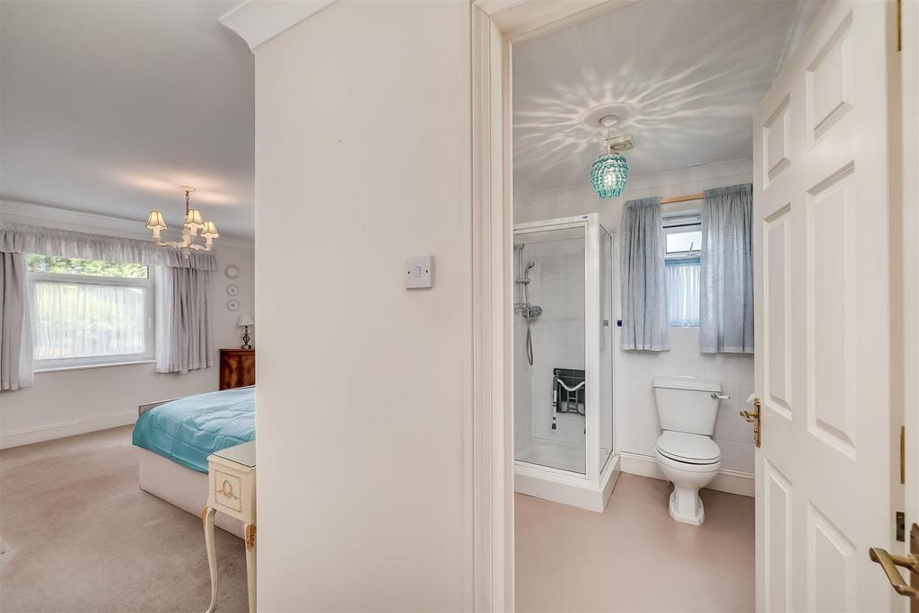 Bedroom &amp; En Suite