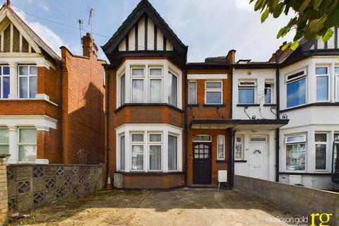 3 bedroom end of terrace house for sale, Wellesley Road, Harrow