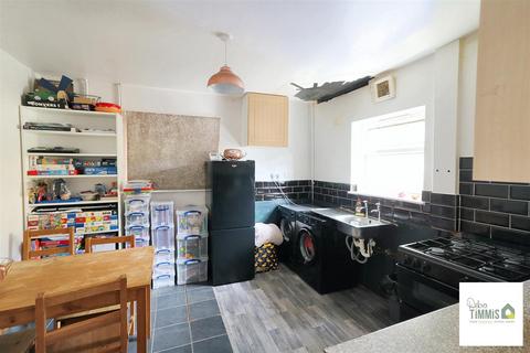 3 bedroom semi-detached house for sale, Bitterne Place, Stoke-On-Trent