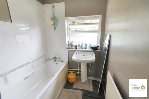 12 Bitterne Place, Stoke-on-trent, ST2 0HD